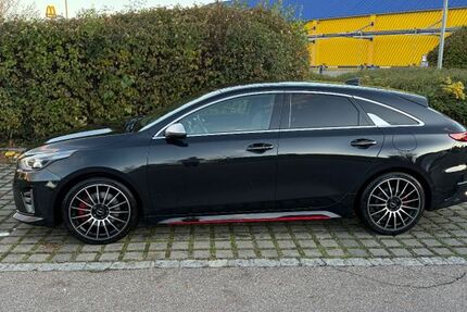 Kia pro ceed / ProCeed 67.978 km 22.660 &euro; Leipheim 89340