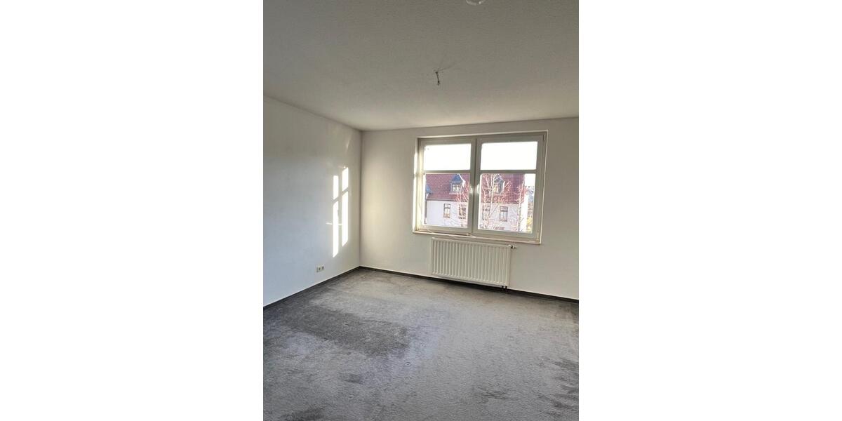2 Raum WHG - Mythenstadt Thale- Einbauküche- Balkon- Stellplatz 2 zimmer