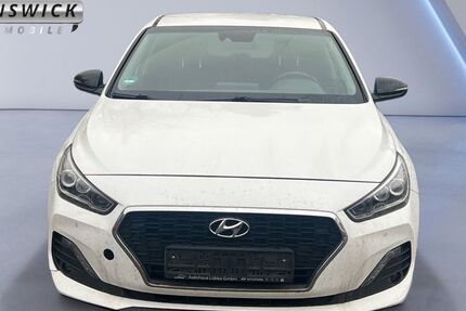 Hyundai i30 179.000 km 7.950 &euro; Braunschweig 38122