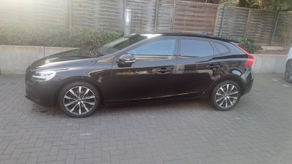 Volvo V40 77.100 km 11.900 &euro; Kürten 51515