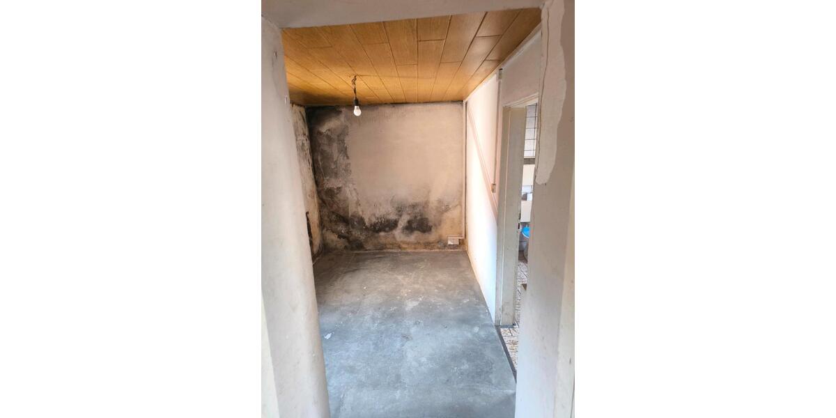 Reihenhaus Dillingen (Saar) - 6 Zimmer, 116 m&sup2;, 100.000&euro; | Angebot:27117731