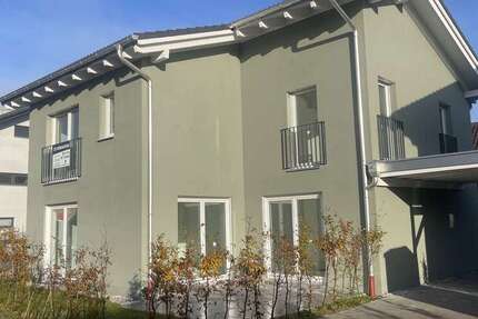 Haus zum Mieten in Bruckmühl 2.600 € 143 m² 6.5 zimmer