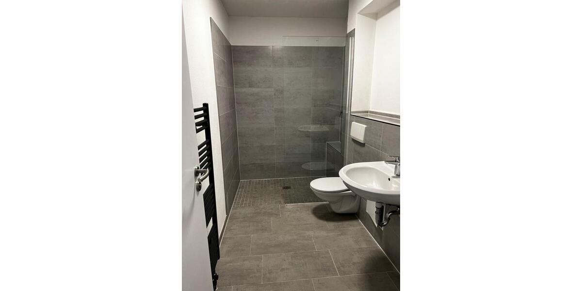 sanierte 4 Raum Wohnung Wünschendorf mit Terssse 4 zimmer