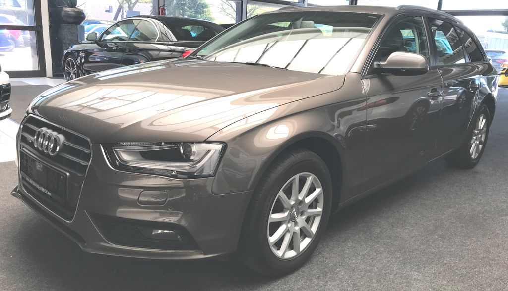 Audi A4 109.000 km 13.990 &euro; Minden 32425
