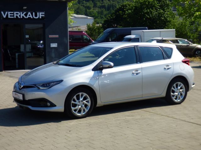 Auris