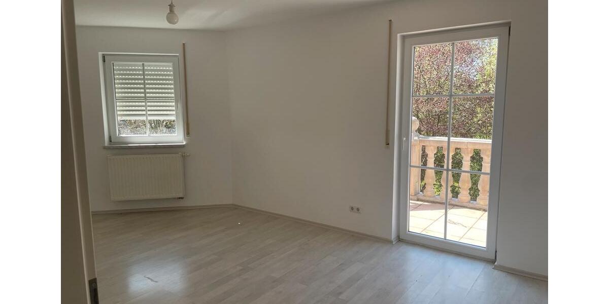 Mehrfamilienhaus, Wohnhaus Memmingen - 4 Zimmer, 172 m&sup2;, 2.200&euro; | Angebot:25467564