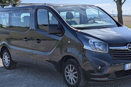 Opel Vivaro 214.000 km 8.999 &euro; Springe 31832