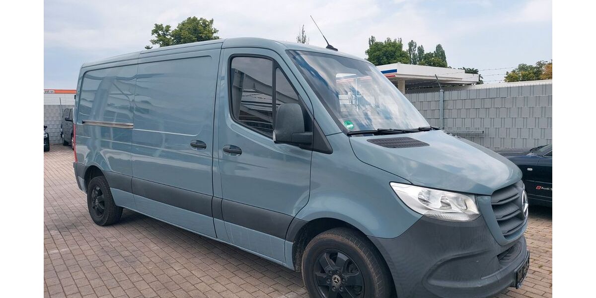 Mercedes-Benz Sprinter 184.921 km 16.999 &euro; Leipzig 04328