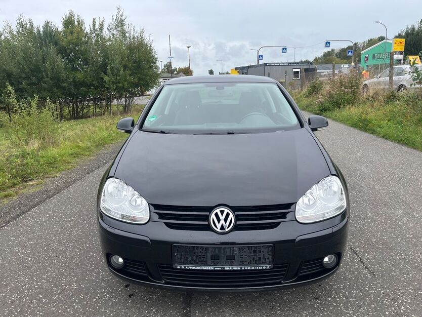 VW Golf 104.000 km 2.799 € Sohren 55487