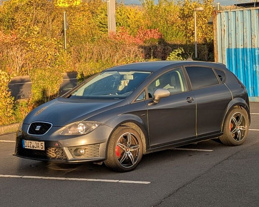 Seat Leon 224.000 km 5.550 € Koblenz 56073