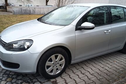 VW Golf 89.997 km 6.700 &euro; München 80935