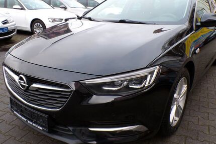 Opel Insignia 166.000 km 10.490 € Berlin 12347