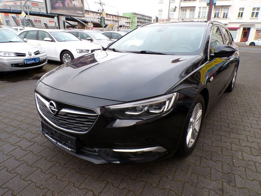 Opel Insignia 166.000 km 10.490 € Berlin 12347