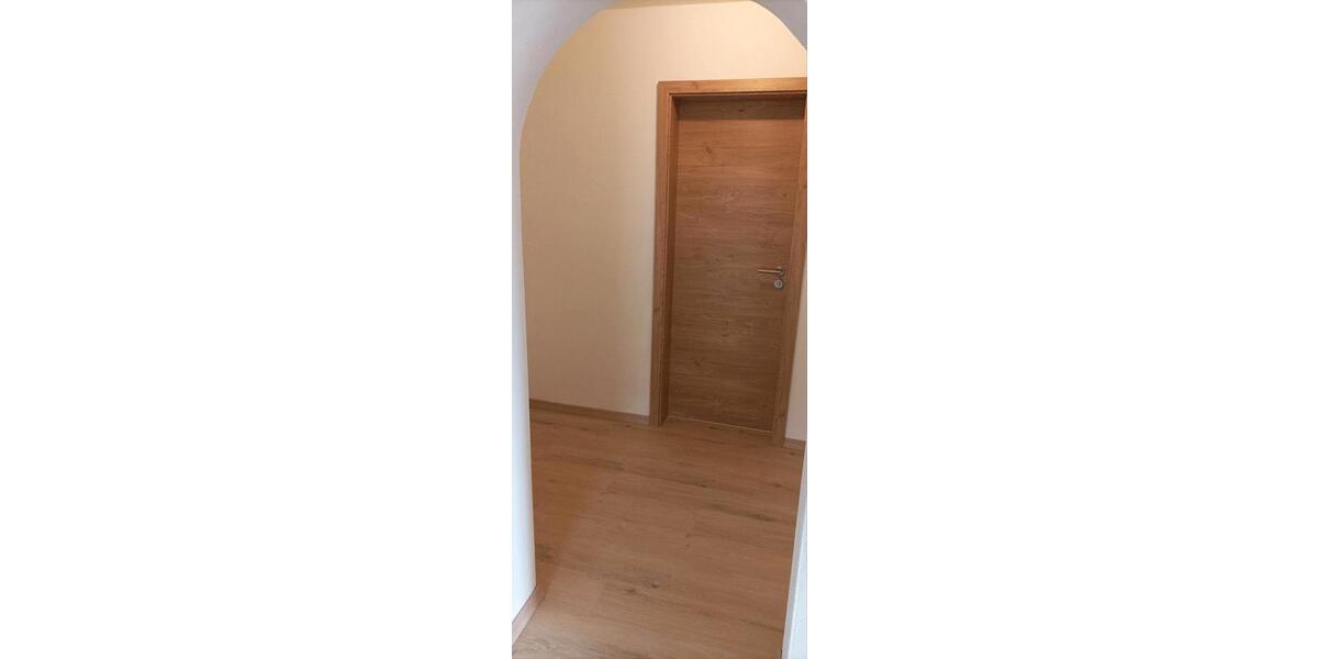 Etagenwohnung Ascha - 3 Zimmer, 95 m&sup2;, 750&euro; | Angebot:26615836