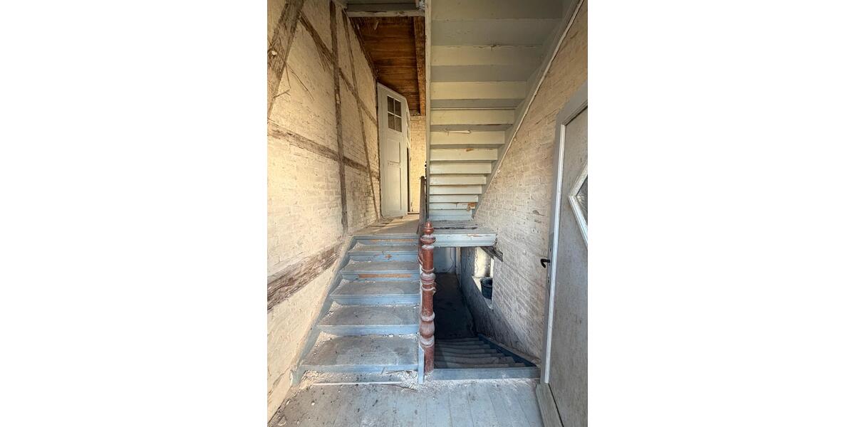 Villa Grabow - 26 Zimmer, 520 m&sup2;, 190.000&euro; | Angebot:25750799