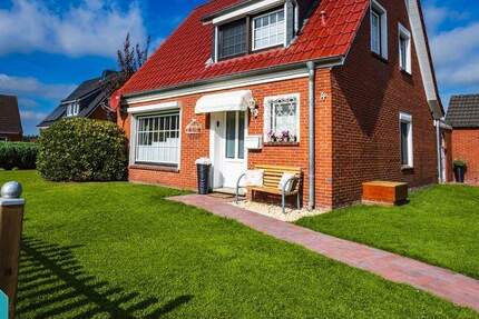 Renoviertes Einfamilienhaus nahe den Ostfriesischen Inseln - Wintergarten, Carport & großer Garten 3 zimmer