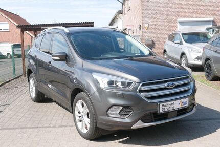 Ford Kuga 150.932 km 9.690 &euro; Selm 59379