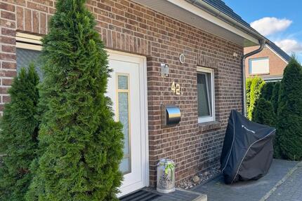 Provisionsfrei! Sehr schönes helles Doppelhaus in Reinbek 5 zimmer