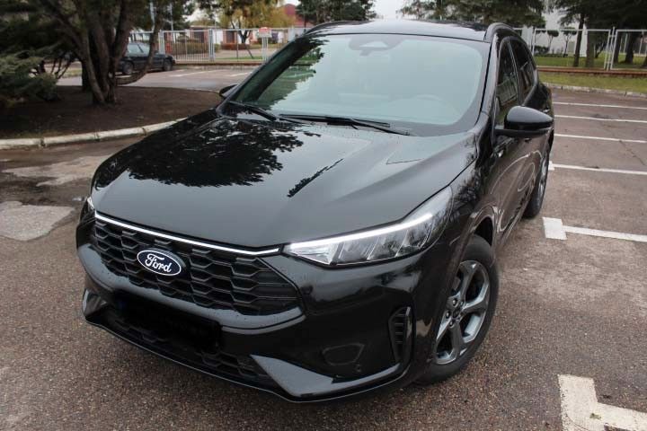 Ford Kuga 6.500 km 28.500 € Berlin 13349