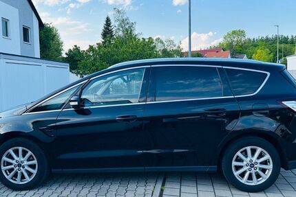 Ford S-Max 226.000 km 9.200 &euro; Katzwang 90455