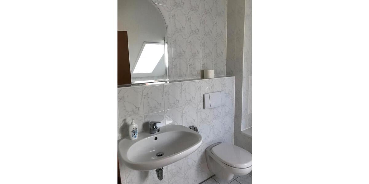 Dachgeschoßwohnung Regensburg Gallingkofen - 2 Zimmer, 44 m&sup2;, 240.000&euro; | Angebot:25977190