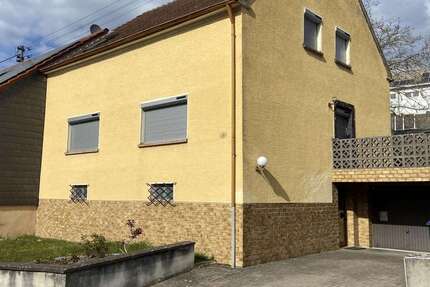 Haus Wadgassen - 5 Zimmer, 135 m&sup2;, 140.000&euro; | Angebot:26179744
