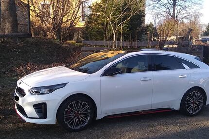 Kia pro ceed / ProCeed 78.500 km 20.900 € Halsbrücke 09633