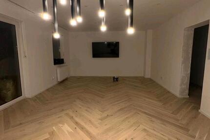 Haus Wettstetten - 6 Zimmer, 156 m&sup2;, 749.999&euro; | Angebot:26950357