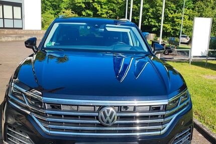 VW Touareg 215.000 km 27.900 &euro; Northeim 37154