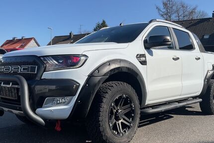 Ford Ranger 204.121 km 15.900 &euro; Remscheid 42857