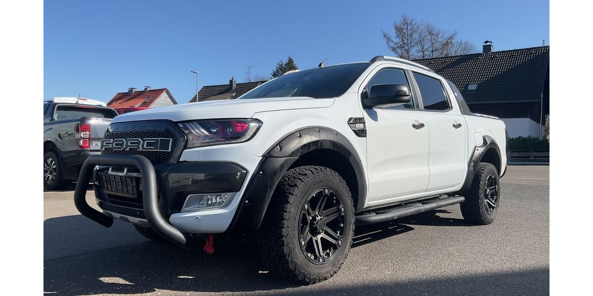 Ford Ranger 204.121 km 15.900 &euro; Remscheid 42857