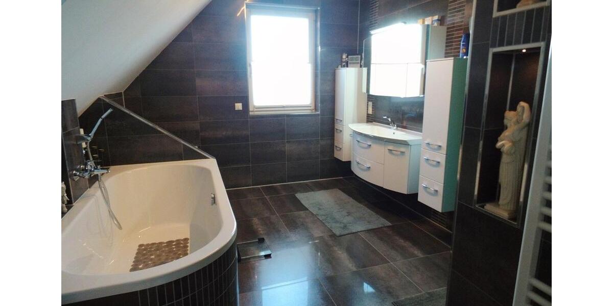 Einfamilienhaus Elmenhorst/Lichtenhagen Lichtenhagen - 9 Zimmer, 260 m&sup2;, 1.055.000&euro; | Angebot:26346687