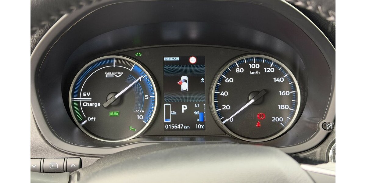 Mitsubishi Eclipse Cross Plus Select Black Hybrid 4WD 15.700 km 26.480 &euro; Donauwörth 86609