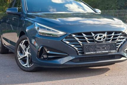 Hyundai i30 49.233 km 17.950 &euro; Zwickau 08058