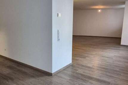 Wohnung Bretten - 4 Zimmer, 126 m&sup2;, 995&euro; | Angebot:26603620