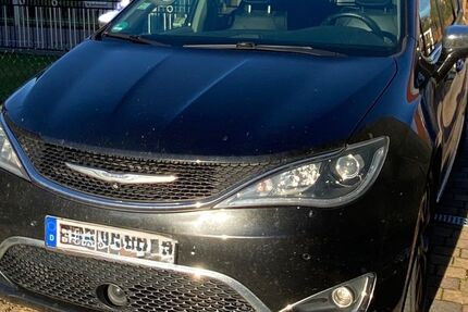 Chrysler Pacifica 155.827 km 18.650 &euro; Dresden 01259