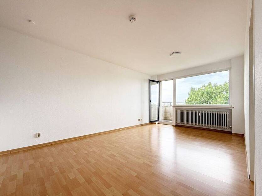 Ostertor Großzügige 2-Zimmer-Wohnung mit Balkon und toller Aussicht in zentraler Lage