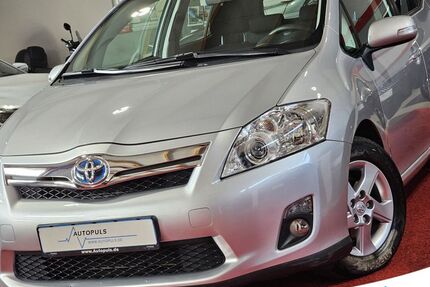 Toyota Auris 93.139 km 8.999 &euro; Wörth am Rhein 76744