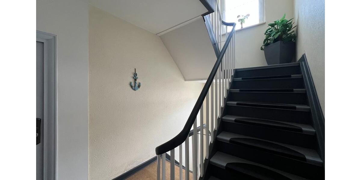 Etagenwohnung Stadtoldendorf - 6 Zimmer, 120 m&sup2;, 150.000&euro; | Angebot:26962140
