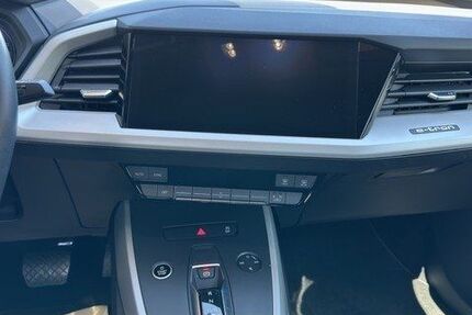 Audi Q4 e-tron 14.134 km 24.970 &euro; Baden Baden 76532