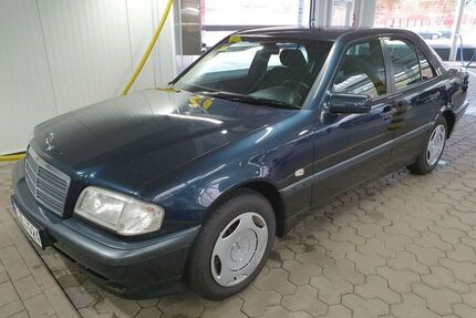Mercedes C 180