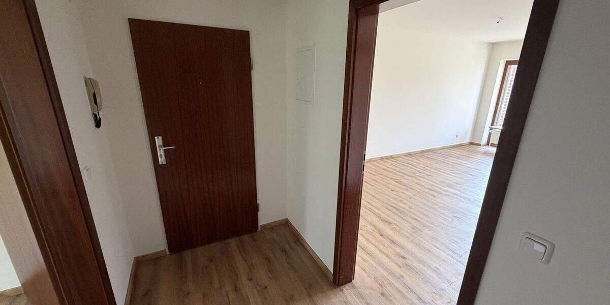 Etagenwohnung Uetersen - 2 Zimmer, 63 m&sup2;, 800&euro; | Angebot:25561270