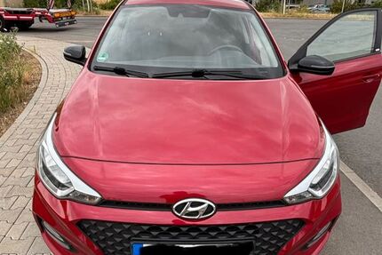 Hyundai i20 24.849 km 11.990 &euro; Stadecken-Elsheim 55271