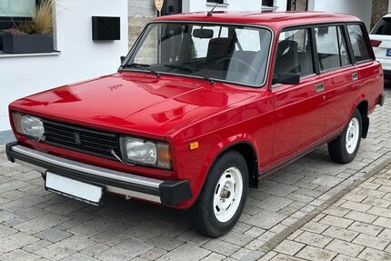Lada Andere