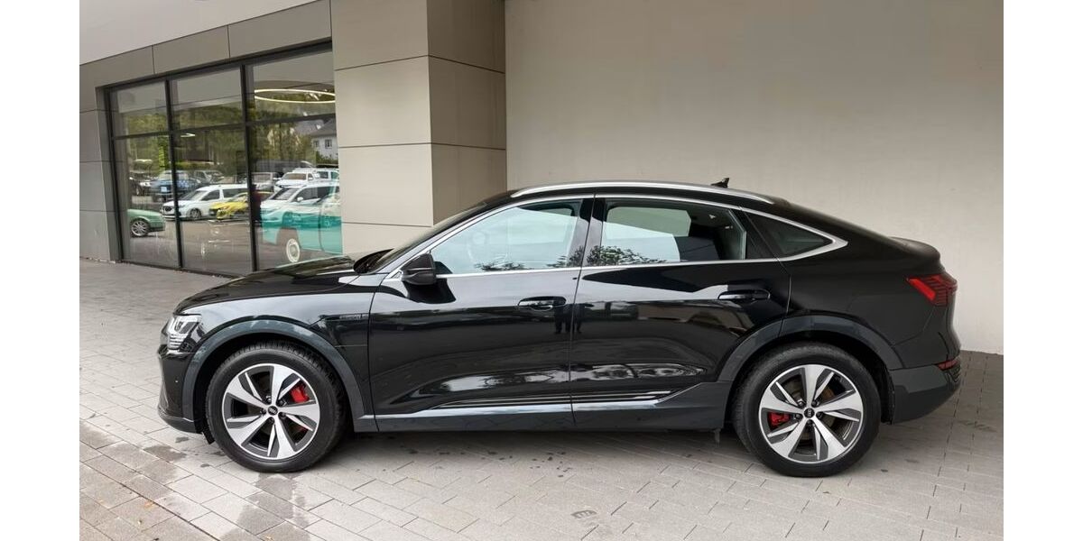 Audi Q8 20.000 km 45.995 € Chemnitz 09114