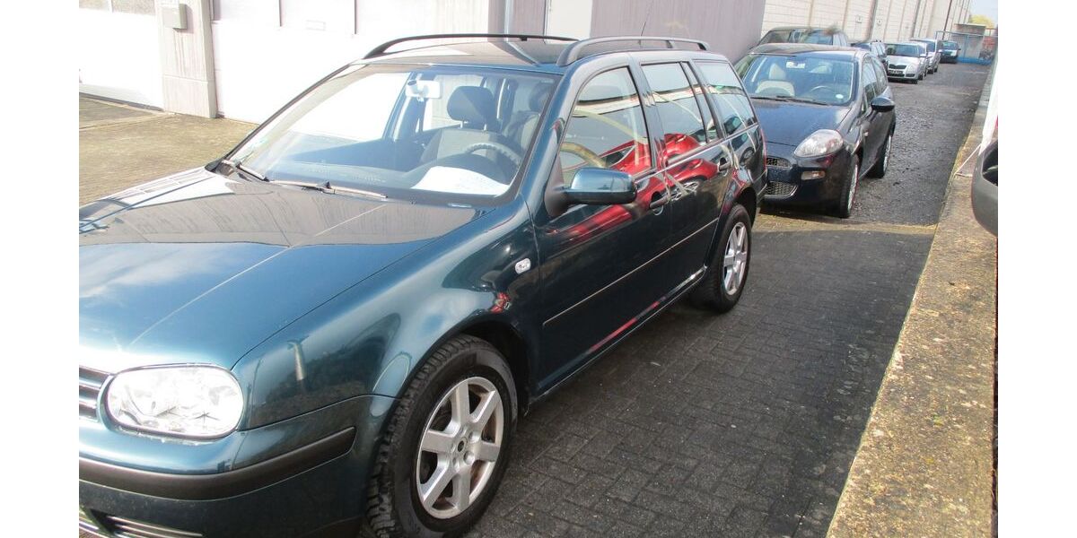 VW Golf 229.600 km 690 &euro; Paderborn 33106