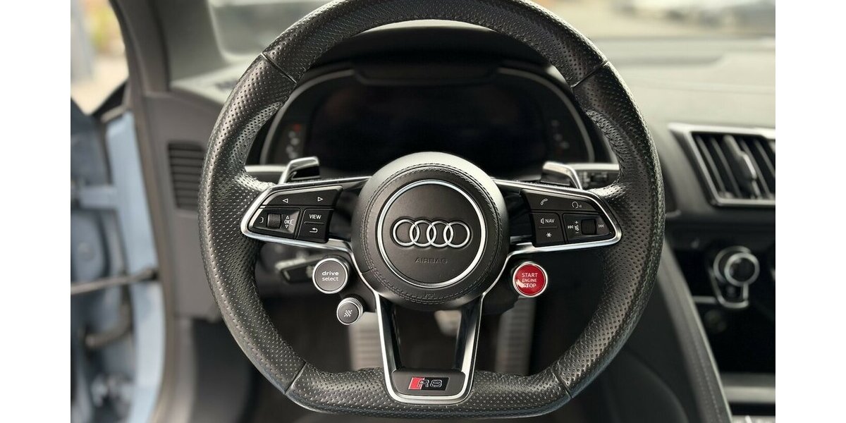 Audi R8 / 5.2 FSI quattro / 570PS / V10 FSI 110.000 km 99.900 &euro; Mönchengladbach 41066