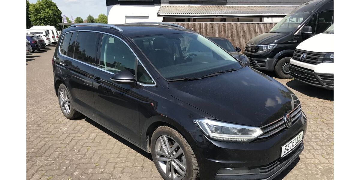 VW Touran 206.542 km 17.999 &euro; Braunschweig 38110