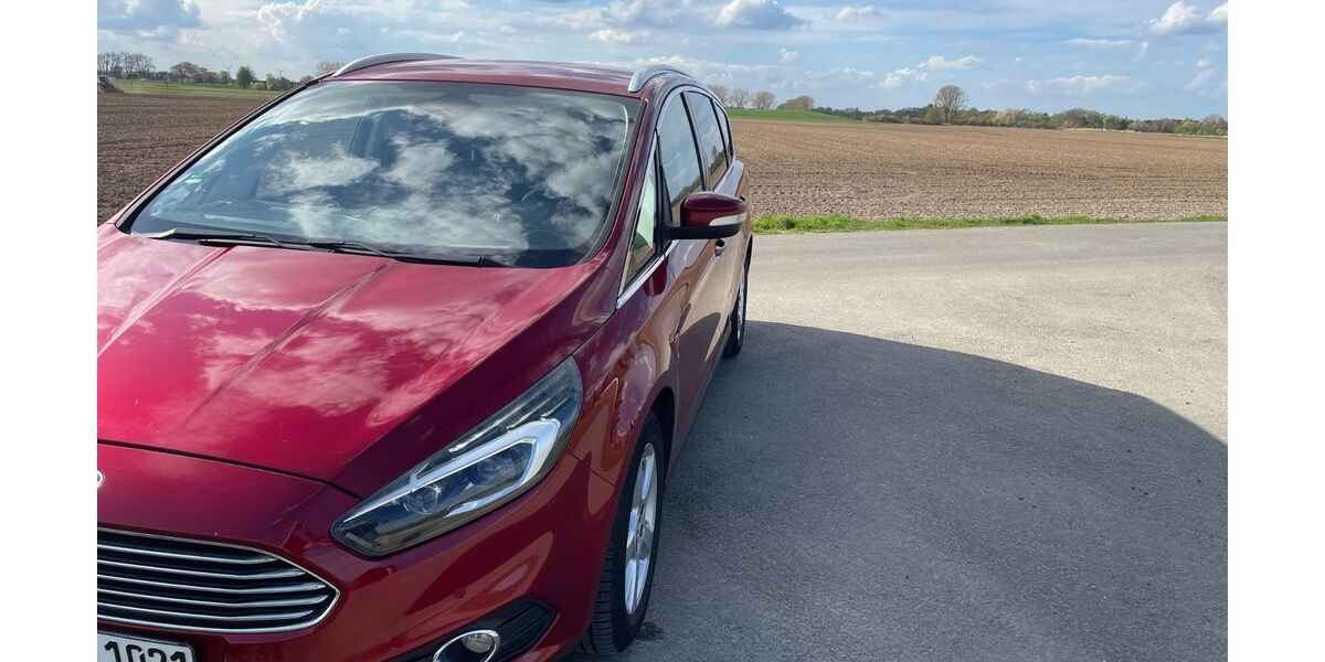 Ford S-Max 123.983 km 15.300 &euro; Ahrbergen 31180