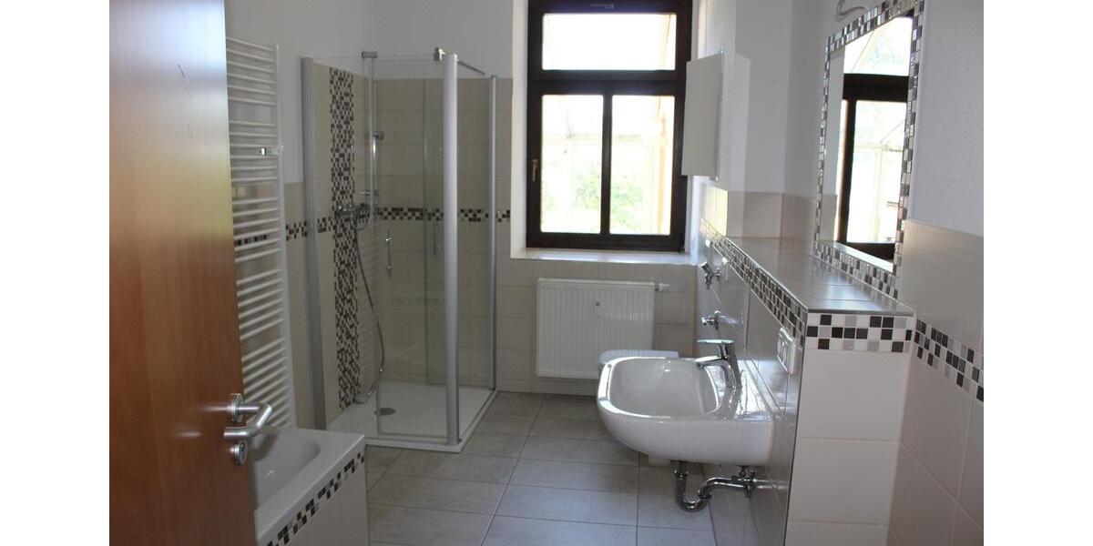 Erdgeschoßwohnung Marienberg - 3 Zimmer, 100 m&sup2;, 400&euro; | Angebot:24849892